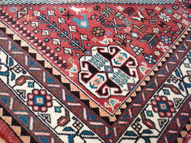 Abadeh rug hand knotted wool 5.1 x 3.3 ft / 155 x 100 cm