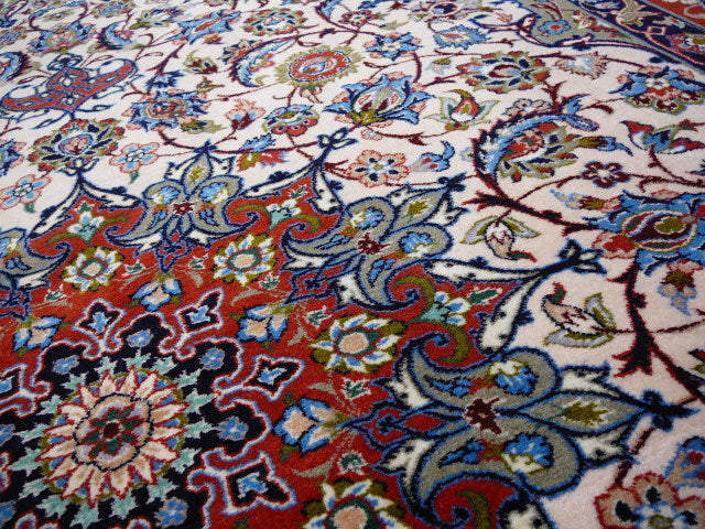 14154 Isfahan rug hand-knotted super fine