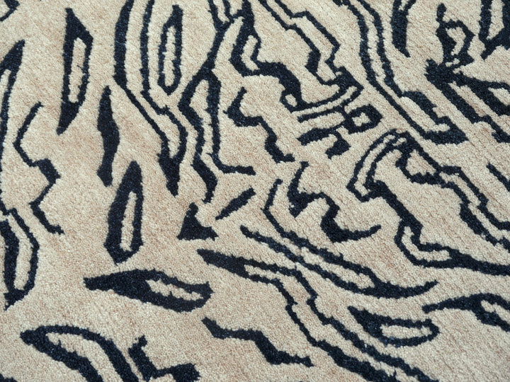 15692 Tibetan Tiger Rug 6 x 3 ft Beige Charcoal