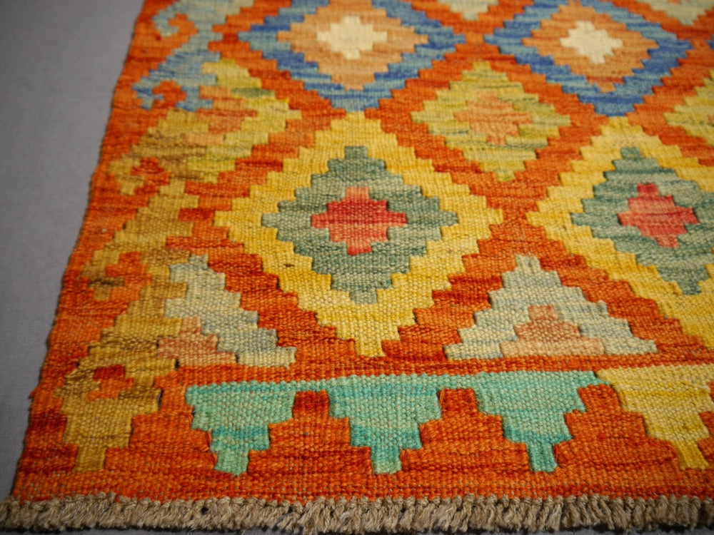 15990 Kilim rug 4.6 x 3.4 ft hand woven wool