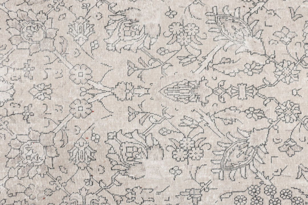 VINTAGE RUG MUTED BEIGE
