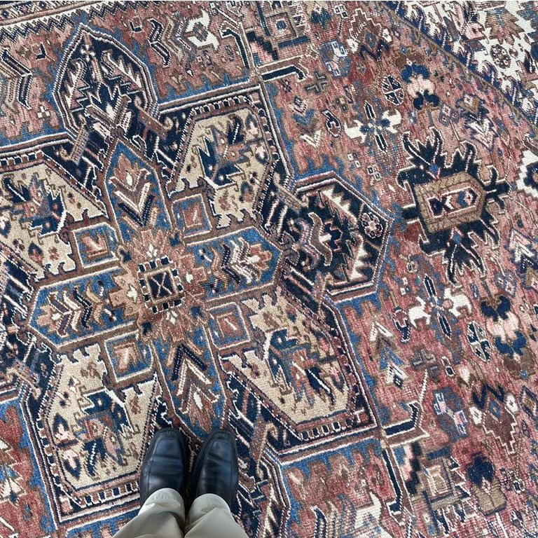 <h1 class="wt-text-body-01 wt-line-height-tight wt-break-word wt-mt-xs-1" data-buy-box-listing-title="true">Vintage Heriz Rug Muted 8´x10´ 305 x 250 cm hand knotted</h1> <h2><span>Antique muted Heriz Azeri vintage rug  - Beautiful interior design rug.</span></h2>