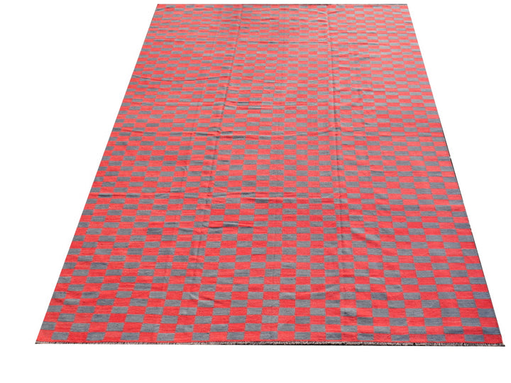 This outstanding room size Kilim rug with MAZANDARAN style has a minimalistic design and finds it´s roots in Art Deco. It goes great with reduced and modern styles, brutalist or south western interior design. 15 x 12 ft is a great size for a dining room, living room or a bedroom. For a Kilim item, it is a oversized carpet. Bring the RED CARPET to your home. 16249