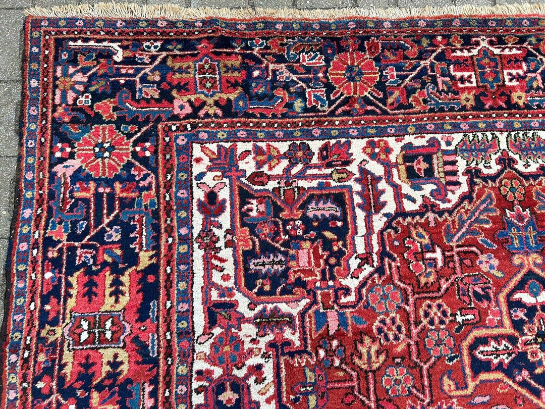 Antique Heriz Rug Muted 8 x 12 ft hand knotted Antique, stunning Heriz Azeri rug - Beautiful quality and colors.
