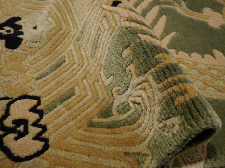 Tibetan Dragon Pillar Column Rug Chinese Temple Design