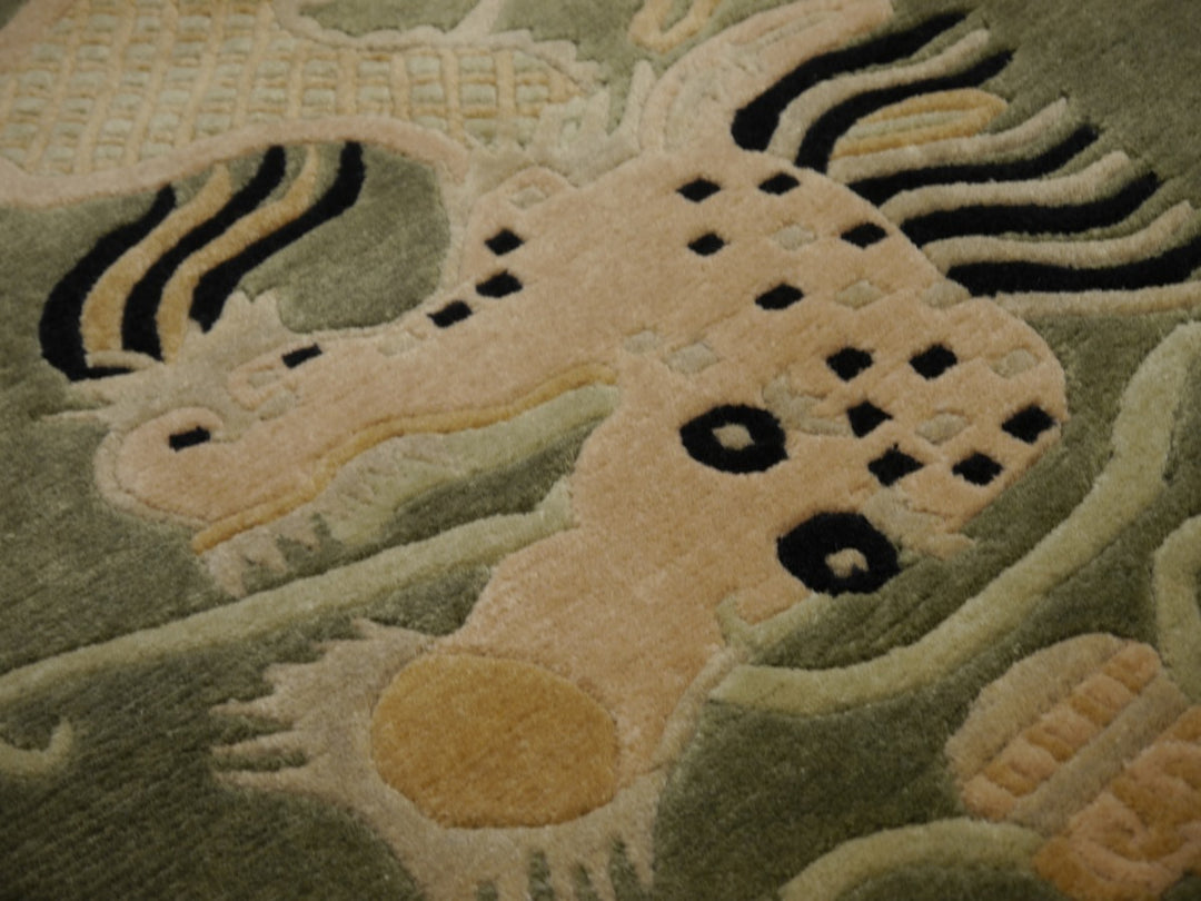 Tibetan Dragon Pillar Column Rug Chinese Temple Design