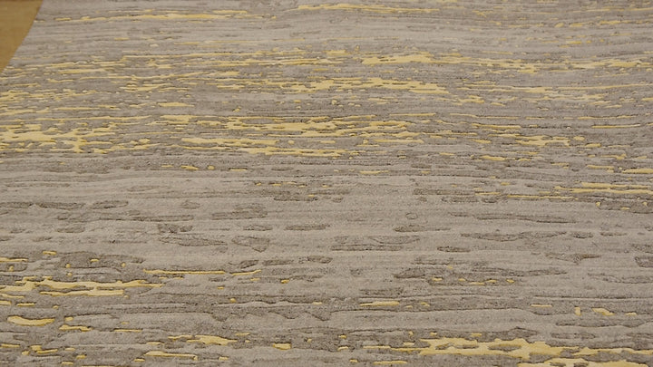 Moderner Designerteppich Herleen aus handgeknüpfter Wolle und Viskose