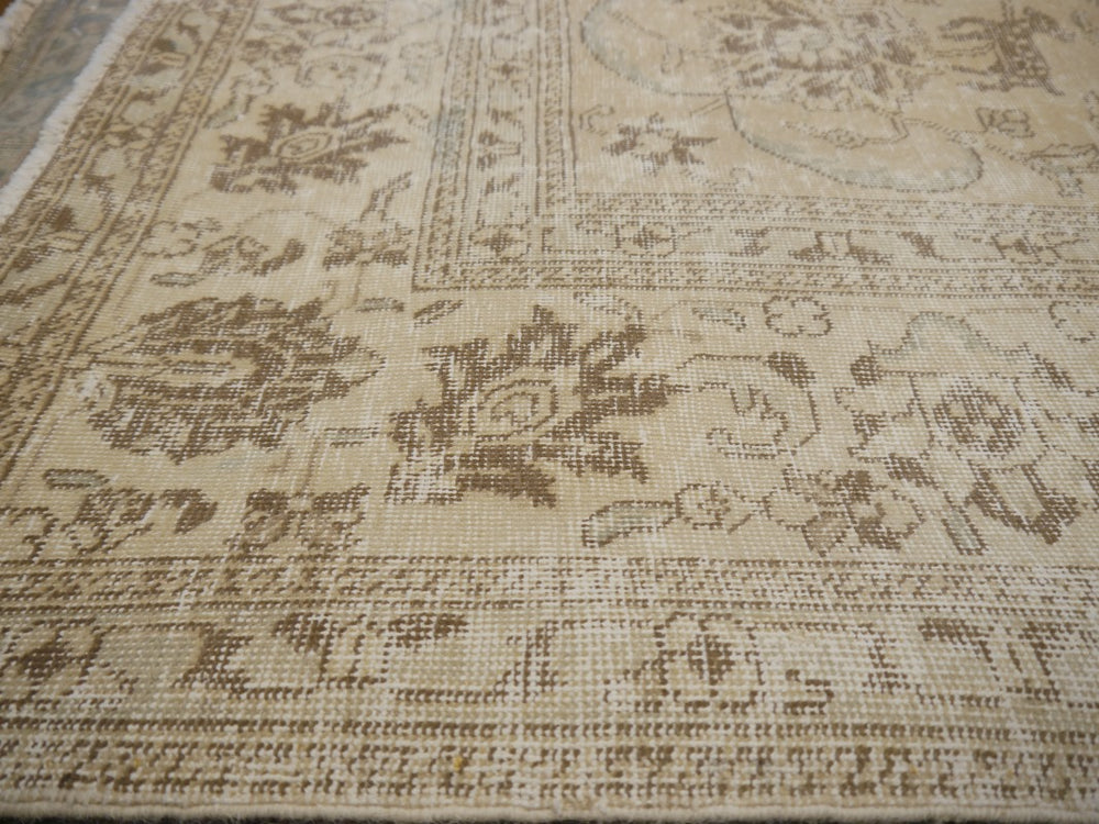 11 x 8 Rug Muted Antique Classic Vintage Beige & Brown hand knotted