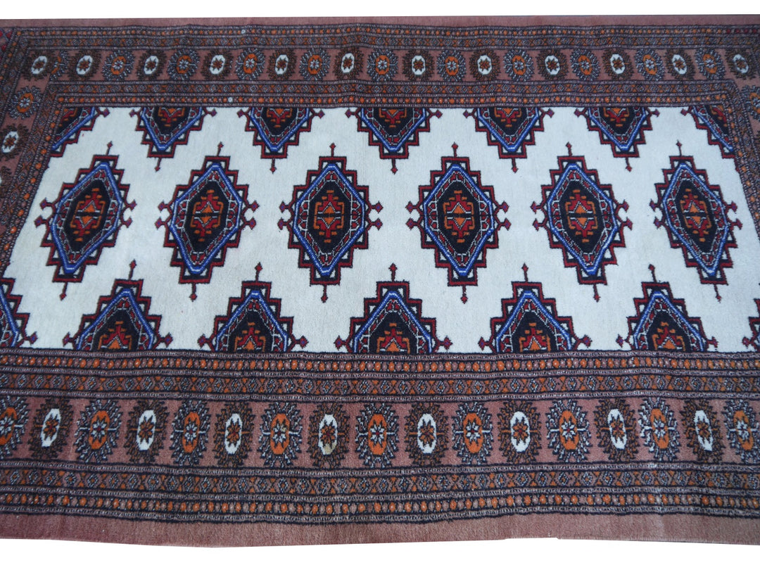 Bokhara vintage rug 5.3 x 3.2 ft - 156 x 95 cm