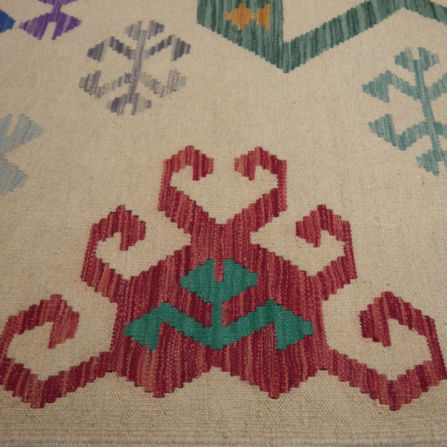 Kilim Rug 8 x 11 ft Arijana hand woven
