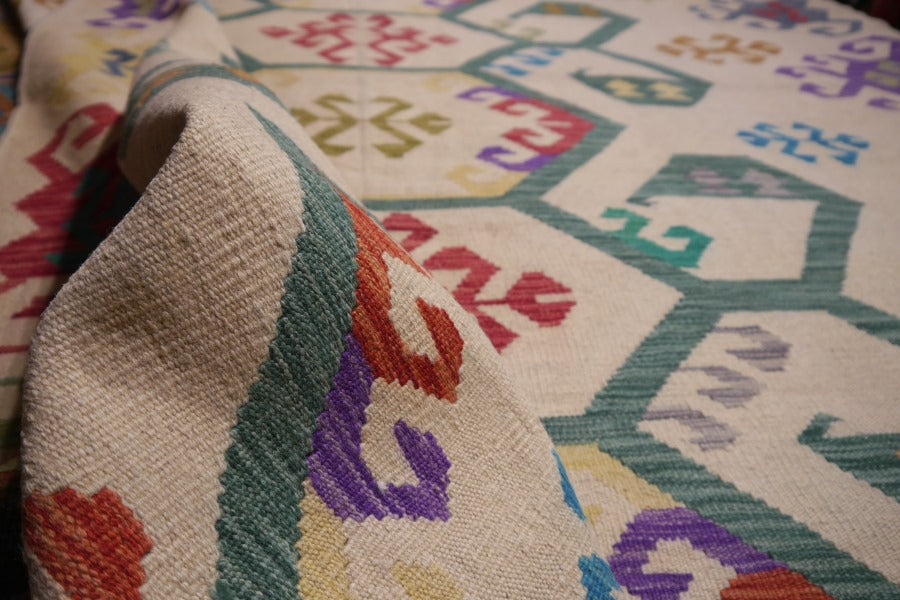 Kilim Rug 8 x 11 ft Arijana hand woven