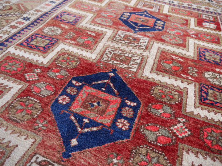 Heriz Vintage Rug hand knotted wool
