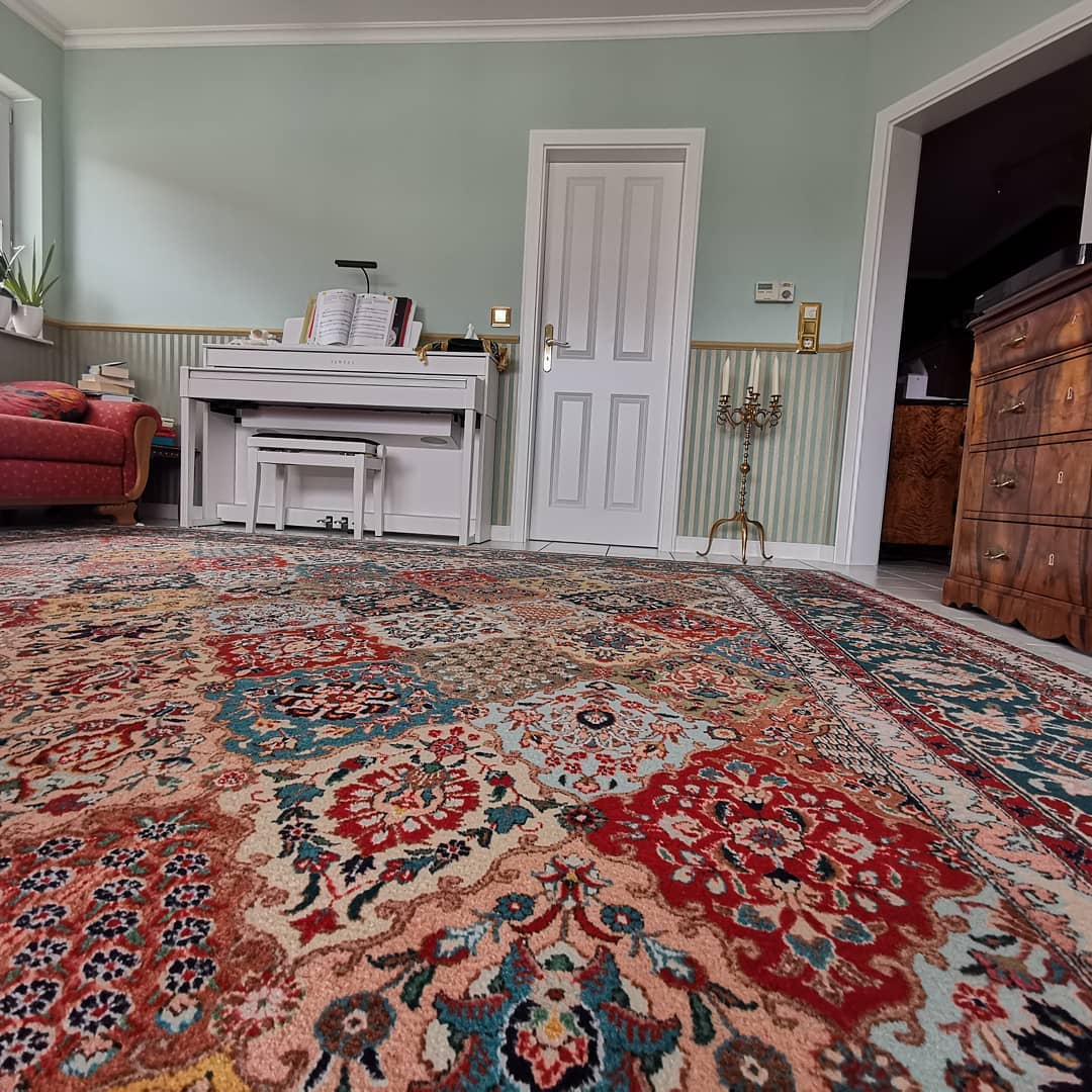 Decorating with large room size and oversize rugs – The Rug Merchant