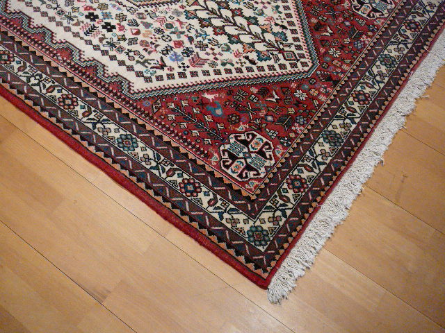 Abadeh rug hand knotted wool 5.1 x 3.3 ft / 155 x 100 cm