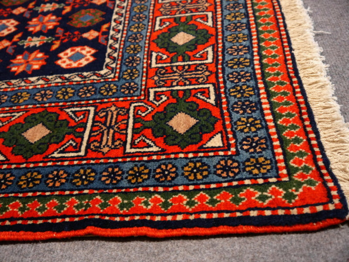 Shirvan Chichi rug fringe detail – 09759