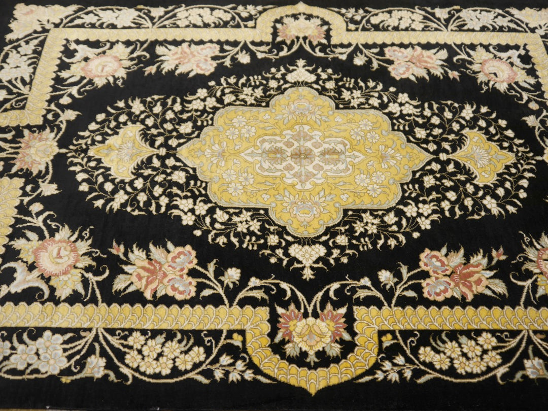Qum silk rug floral field detail – 13195