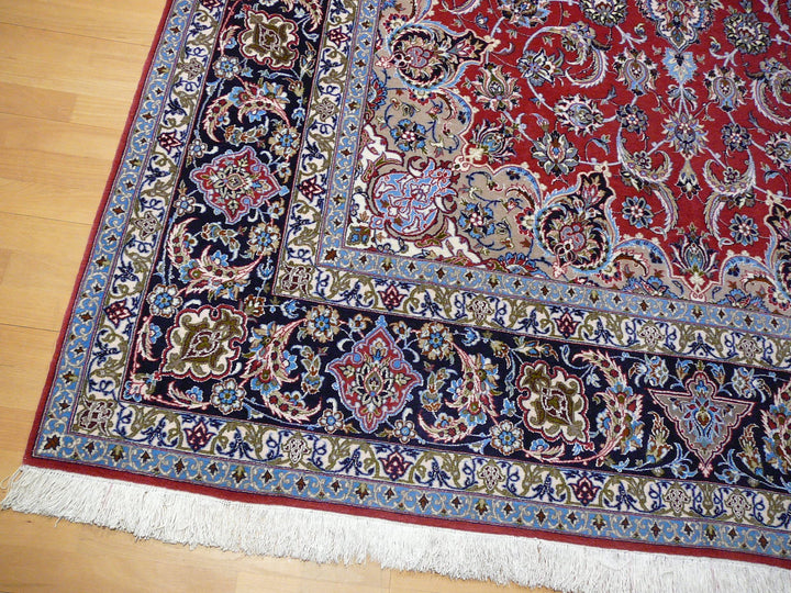Shop the luxurious Isfahan rug, a perfect Persian rug made from Kurkwool and Silk. Size 10'9'' x 6'6''. Handwoven elegance for your home decor. 13592 Djoharian 