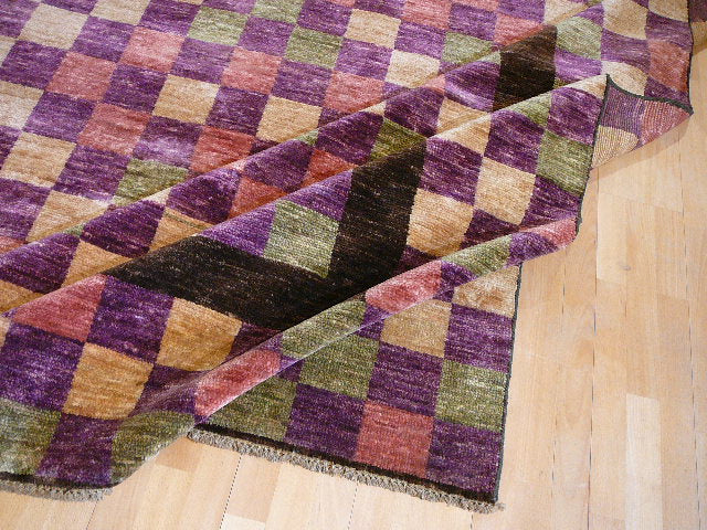 Loribaft checkerboard wool designer rug 13889 — detail 5
