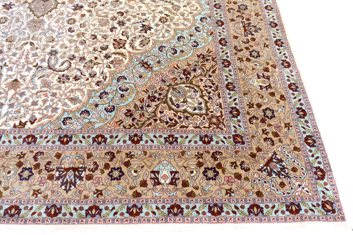 Hereke palace rug — additional border detail