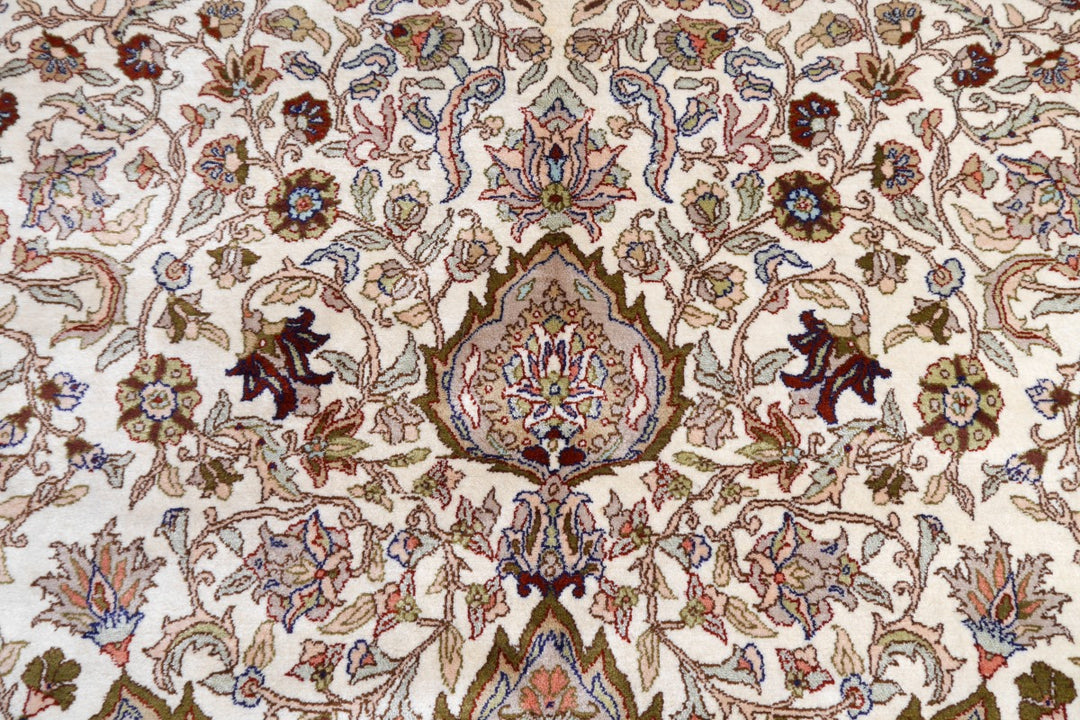 Hereke palace rug — floral spandrel detail