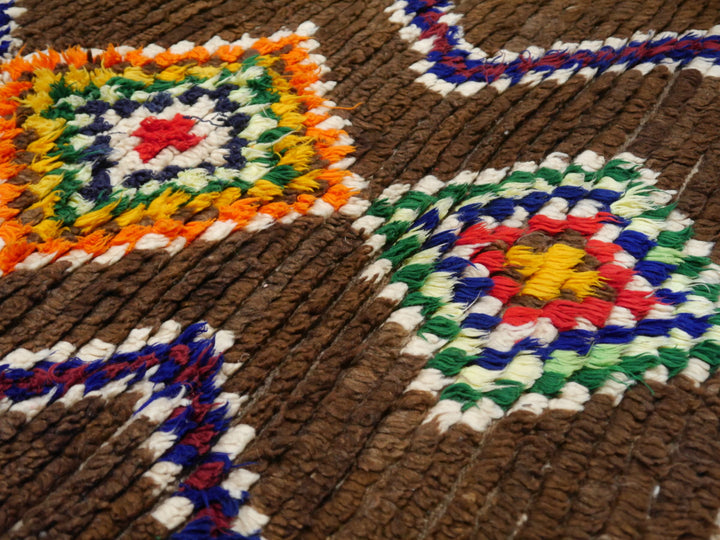 Azilal vintage Berber rug — corner and selvedge detail