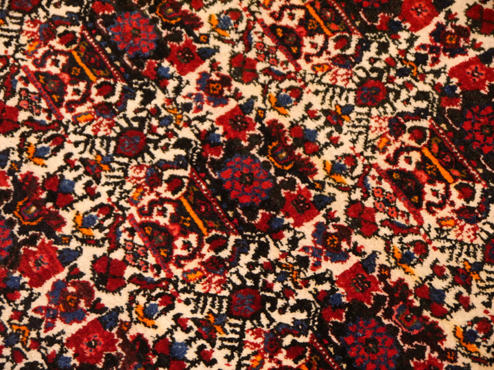 Abadeh Persian Rug 208x150 cm (6.82x4.92 ft) – Semi Antique Vintage Hand-Knotted Wool Carpet (1950s/60s)