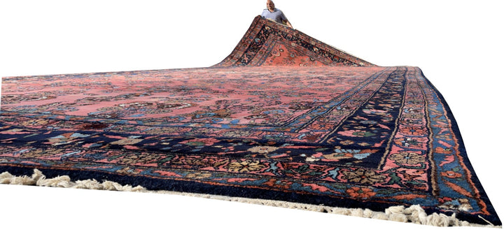 Antique Sarouk carpet corner detail – 15199