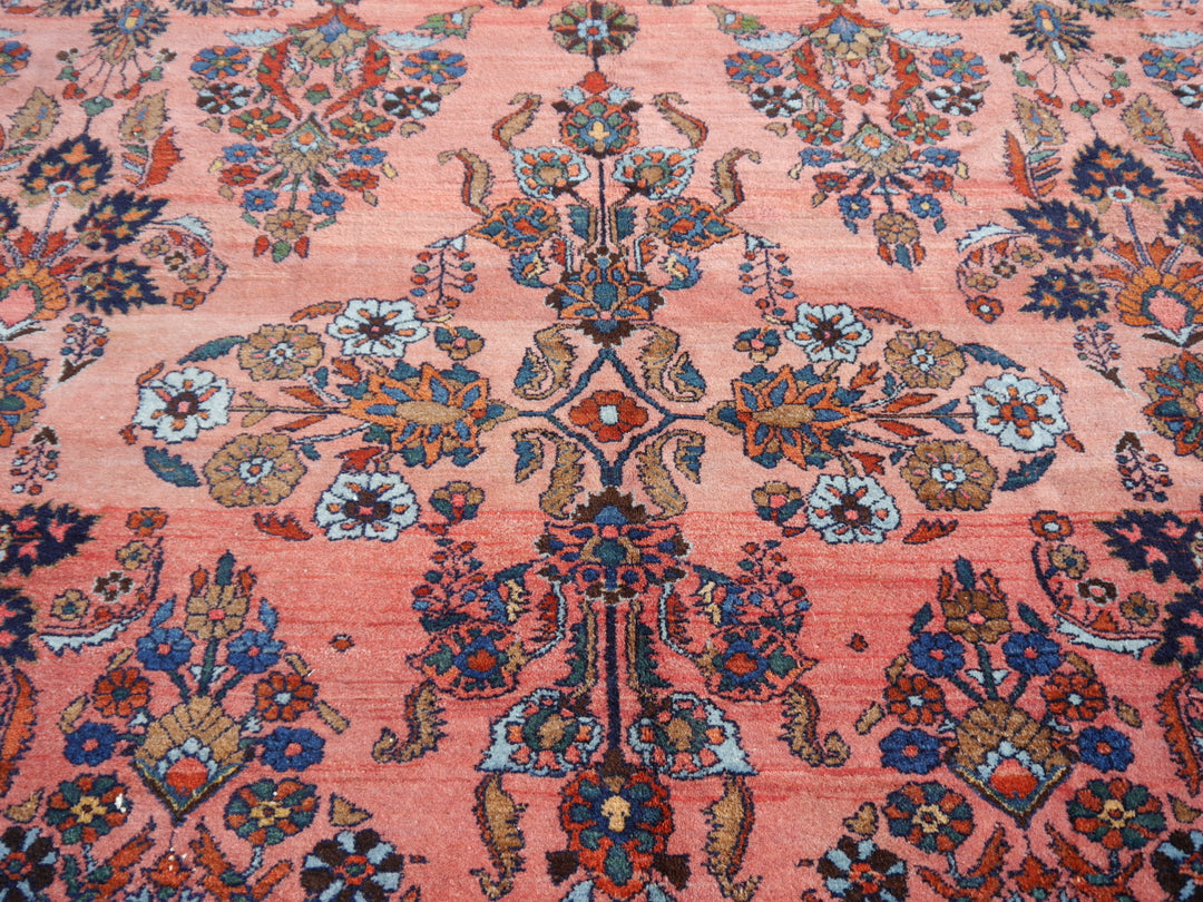 Antique Sarouk carpet detail – 15199