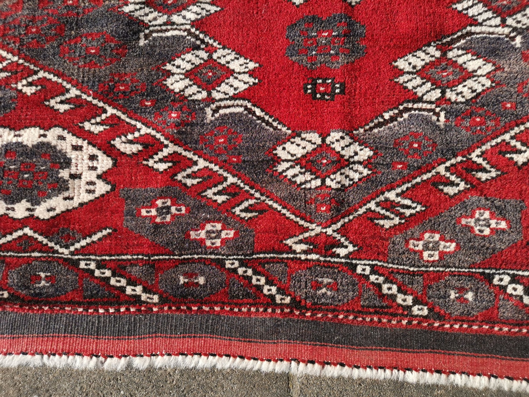bergama kiz rug tppich tapis vintage antique 130 x 100 cm
