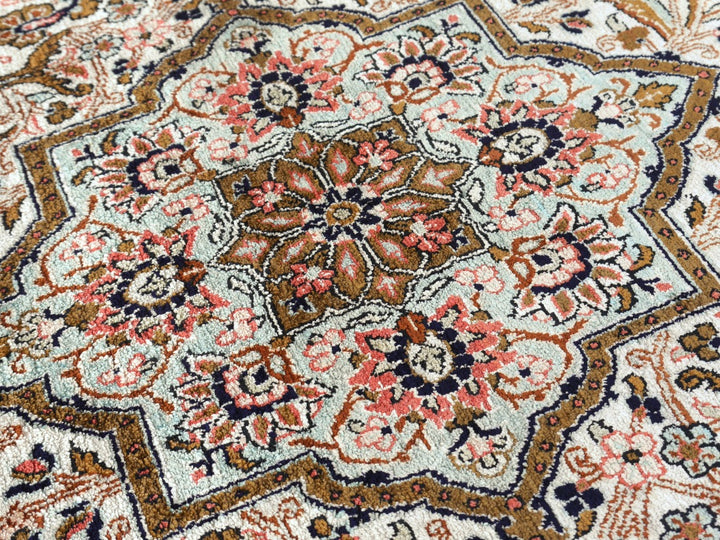 Qum Ghom Silk Classic Medaillon Rug hand-knotted super fine 5.8 x 3.8 ft - 178 x 108 cm.