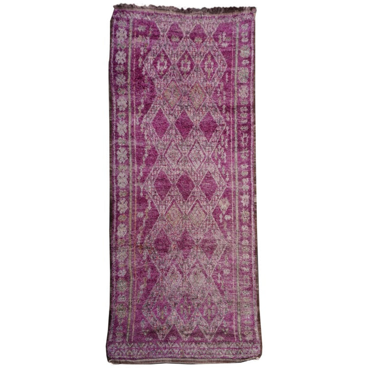 Vintage Beni Mguild Moroccan Berber rug 435 × 190 cm, lilac and lavender diamond lattice — full overview