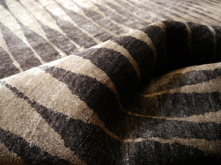 Mystique bamboo-silk designer rug 15751 — detail 6