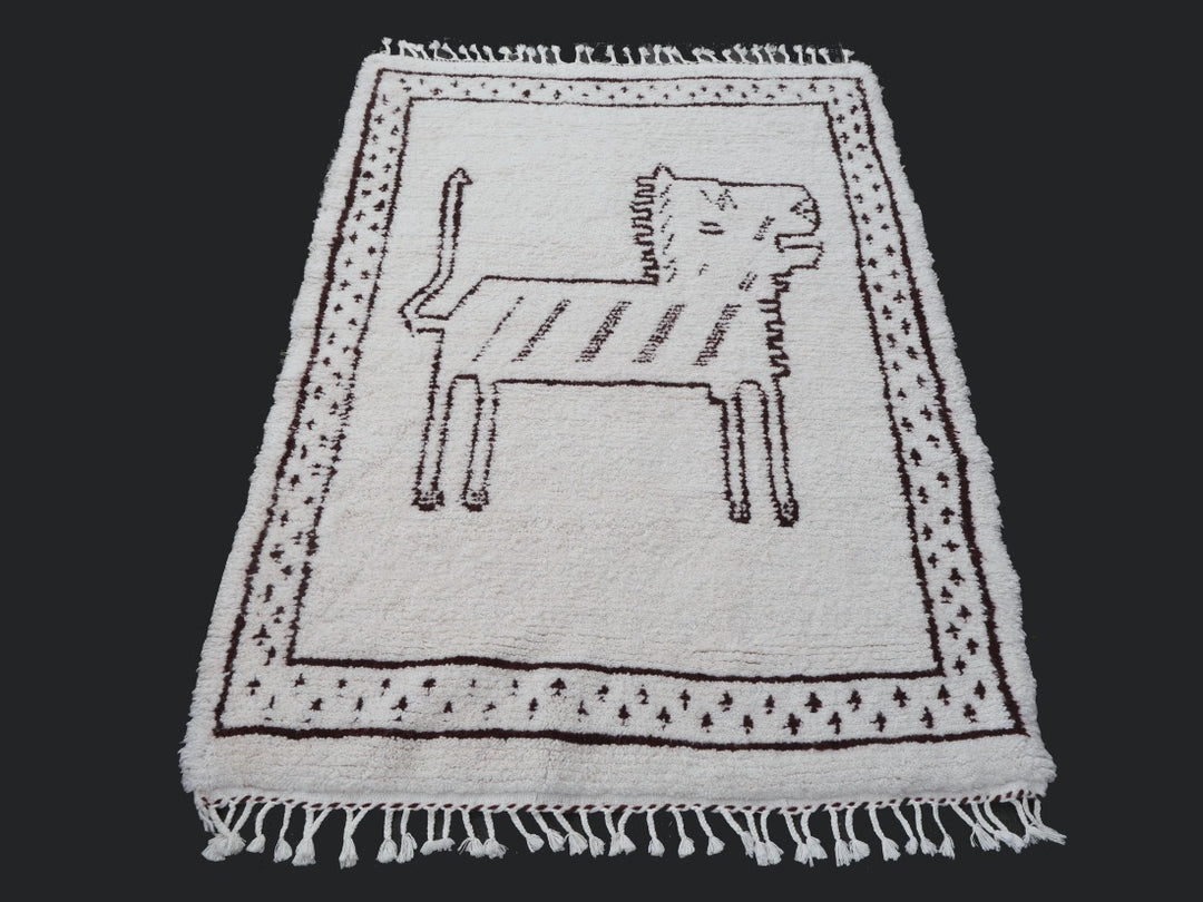 Beni Ourain Rug Berber Lion Morocco 6 x 4 ft