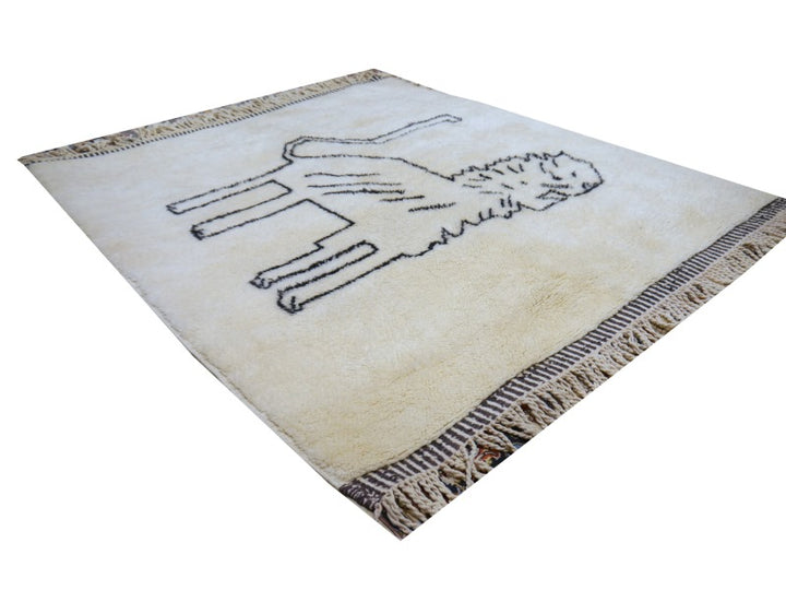 Beni Ourain Mrirt lion rug, border and tribal devices
