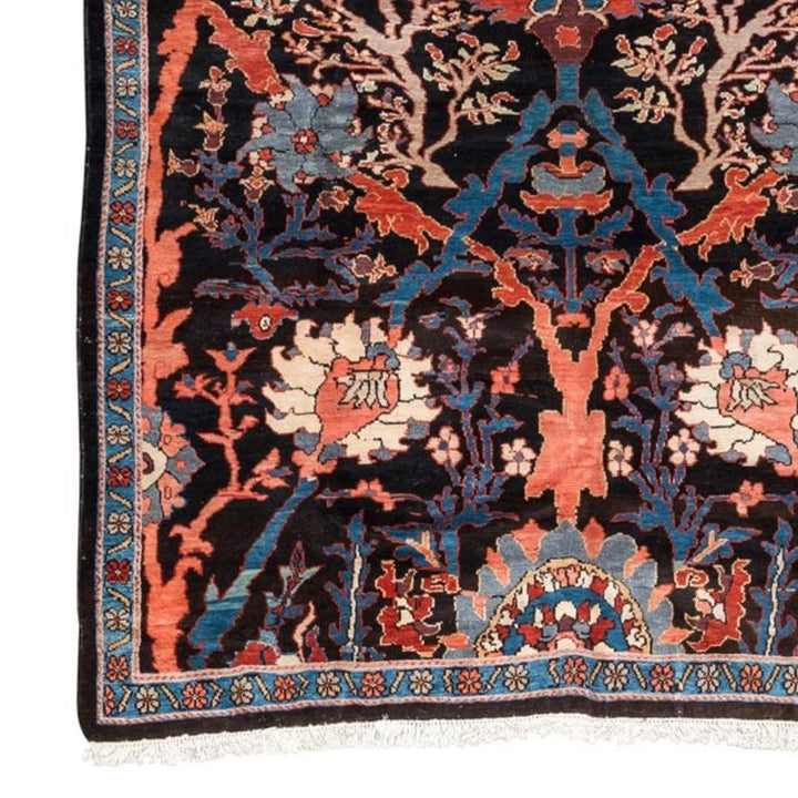 Woven Legends rug 10.9 x 6.6 ft with natural dyes
Hand-knotted rug by Woven Legends. 