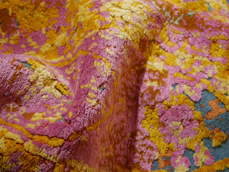 15975 Superior Luxury Rug Heriz, Contemporary Rug in Silk by Djoharian Design