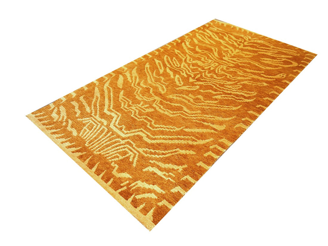 Tibetan rug Tiger silk and wool in colors sand and cashew, hand-knotted&nbsp;6 x 3 ft, Item no. 16078