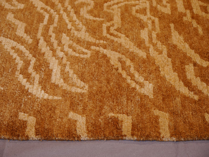 Tibetan rug Tiger silk and wool in colors sand and cashew, hand-knotted&nbsp;6 x 3 ft, Item no. 16078