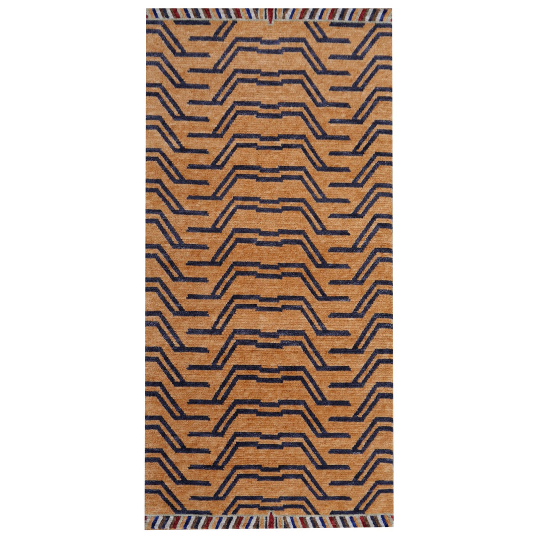 Tibetan Tiger Rug 6 x 3 ft hand-knotted
Exclusive Tibetan Tiger rug, hand-knotted from wool, Rug No.: 16084