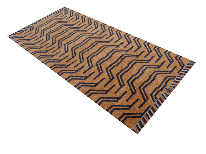 Tibetan Tiger Rug 6 x 3 ft hand-knotted
Exclusive Tibetan Tiger rug, hand-knotted from wool, Rug No.: 16084