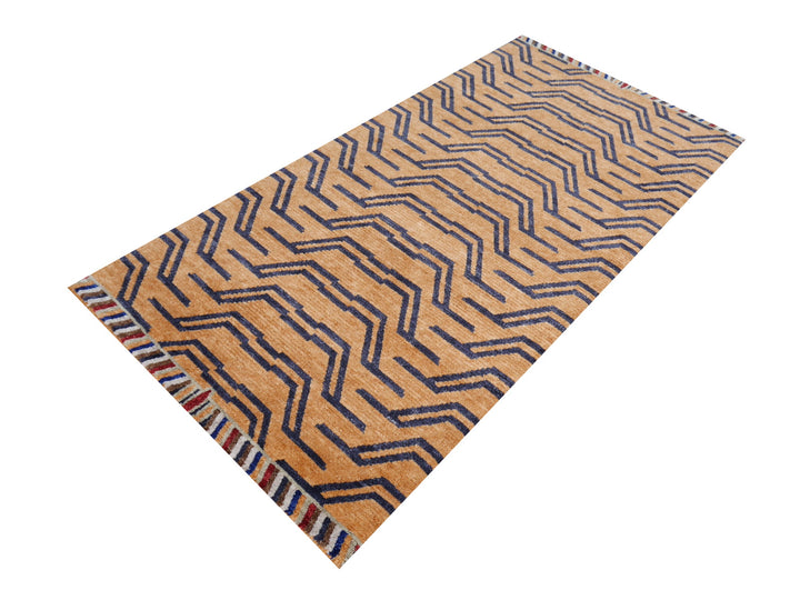 Tibetan Tiger Rug 6 x 3 ft hand-knotted
Exclusive Tibetan Tiger rug, hand-knotted from wool, Rug No.: 16084