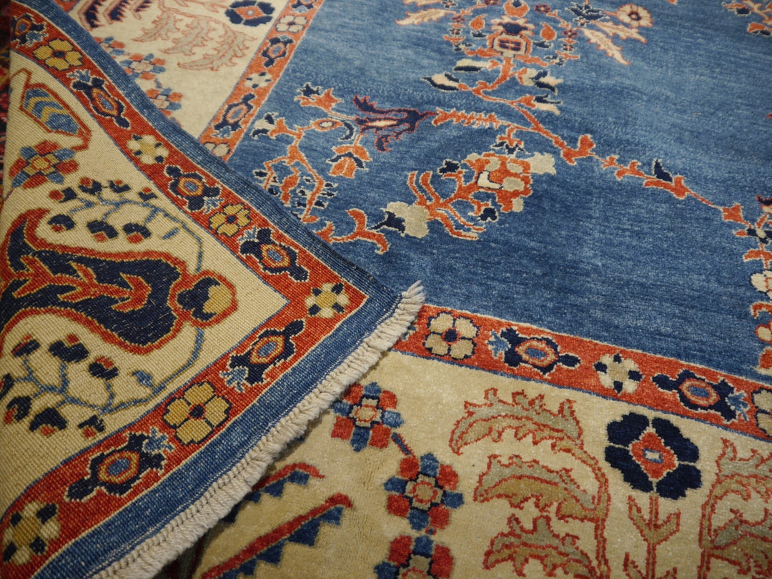 Samsun Collection Vintage Premium Turkish Rug 11 X 9 Ft Hand Knotted

An authentic Samsun Collection Vintage Premium Turkish Rug with finest hand-spun wool and natural dyes.
Samsun Collection rugs are among the best rugs made in Turkey in the late 1990´s.&nbsp;