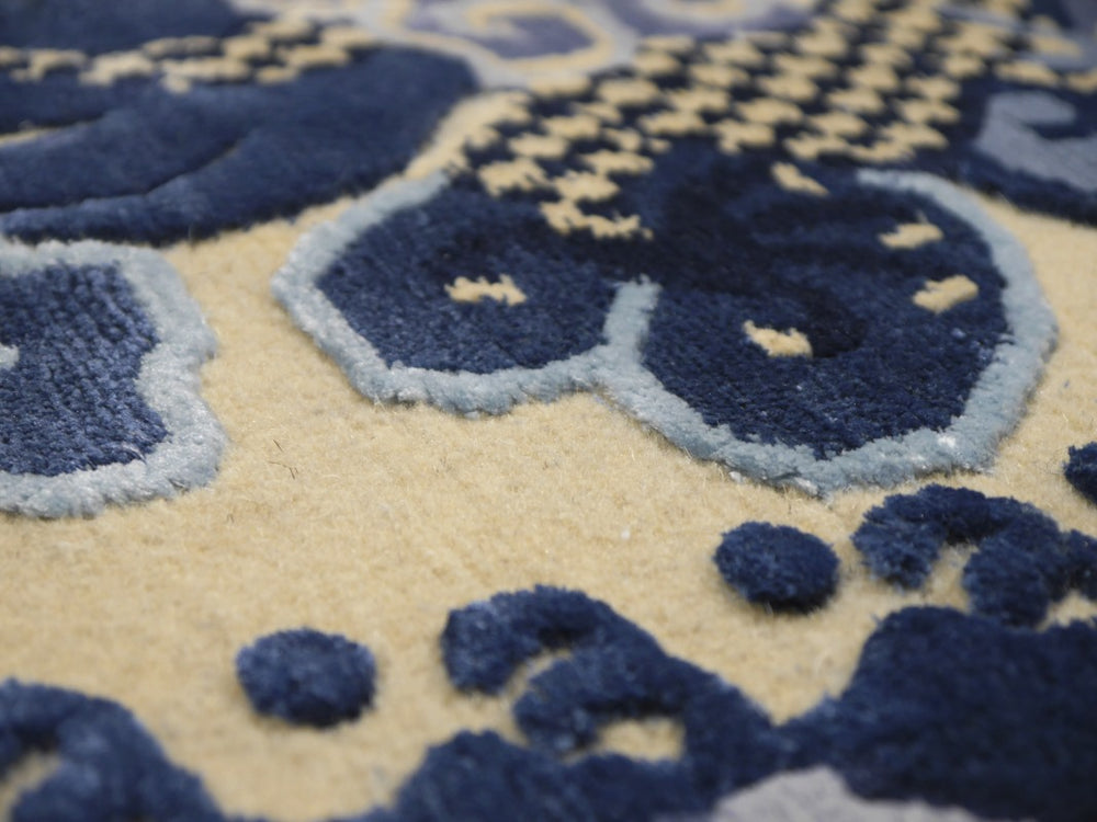 16190 Dragon Rug Imperial Silk China hand-knotted beige blue