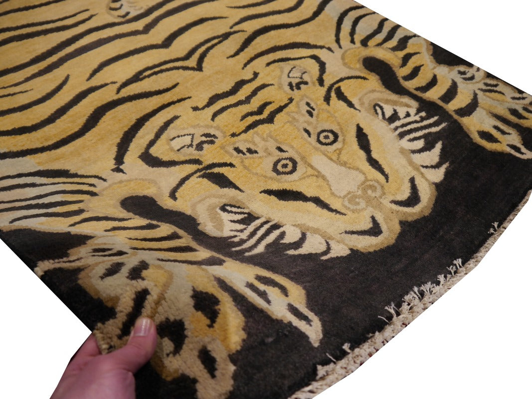 Handknotted Grey, Black, and Cream Hunting Tiger Rug, 3'6x5