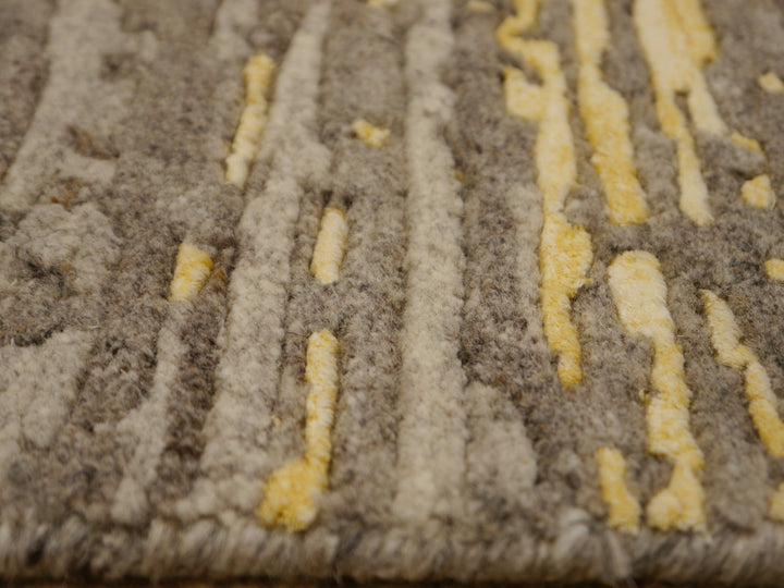 Moderner Designerteppich Herleen aus handgeknüpfter Wolle und Viskose