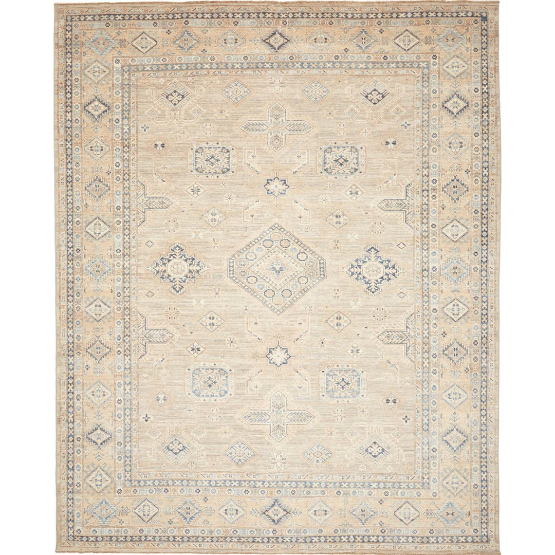 Shirvan Royal extra fine rug 8x10 ft hand knotted in Afghanistan 16451069
Afghan Shirvan rug 8x10 ft - 250 x 300 cm in a subtle pattern and design - ideal for the living room or dining room.