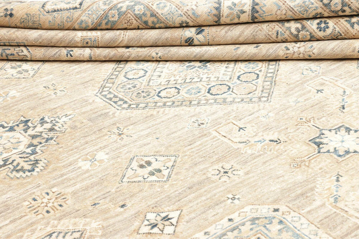 Shirvan Royal extra fine rug 8x10 ft hand knotted in Afghanistan 16451069
Afghan Shirvan rug 8x10 ft - 250 x 300 cm in a subtle pattern and design - ideal for the living room or dining room.2