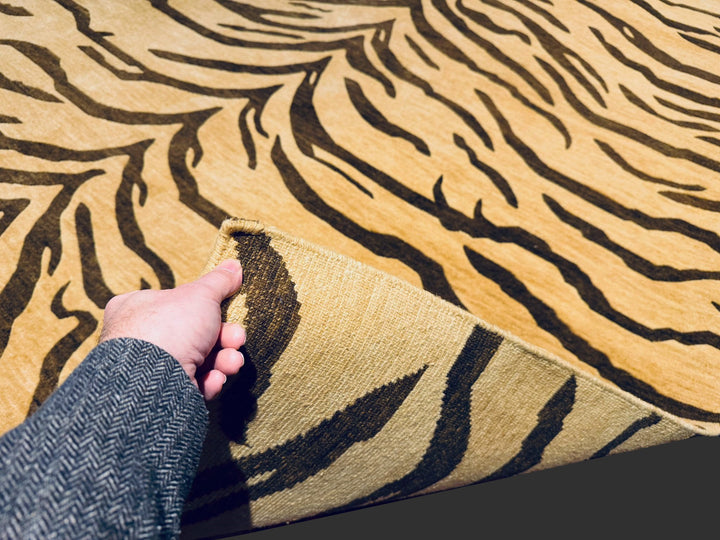 Tiger Art Deco Rug 11.3 x 8.1 ft hand-knotted 350 x 250 cm 16583