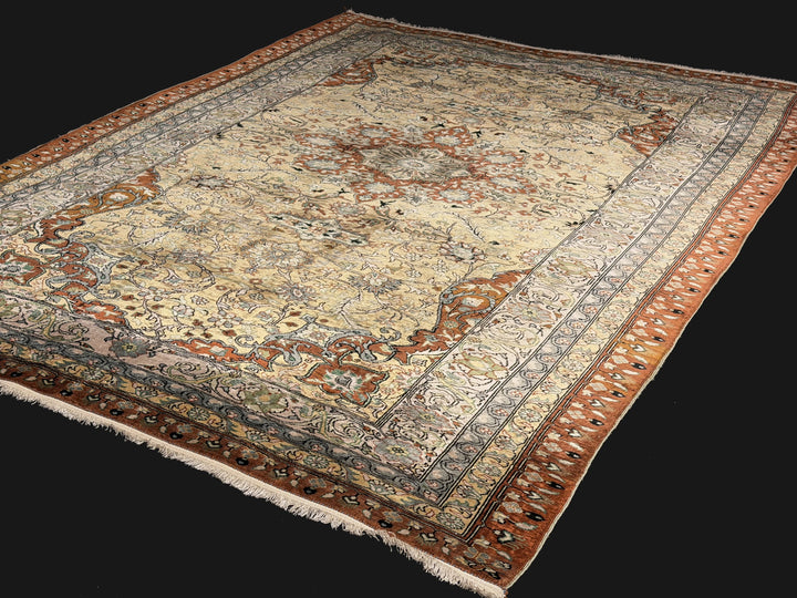 Tappeto in seta Hereke Medaglione Oro 170 × 122 cm | 16600