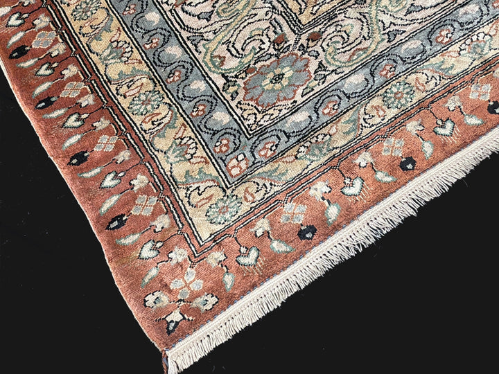Tappeto in seta Hereke Medaglione Oro 170 × 122 cm | 16600